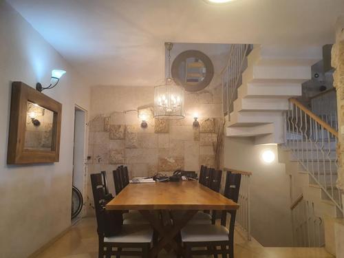 Zikhron Ya'akov