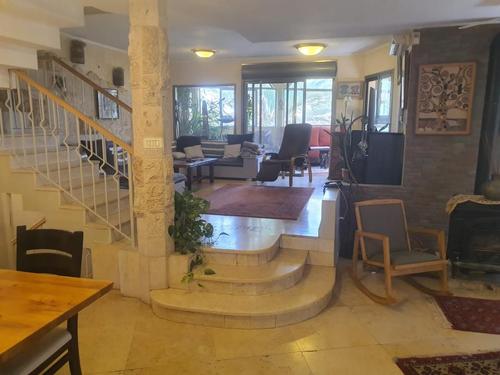 Zikhron Ya'akov
